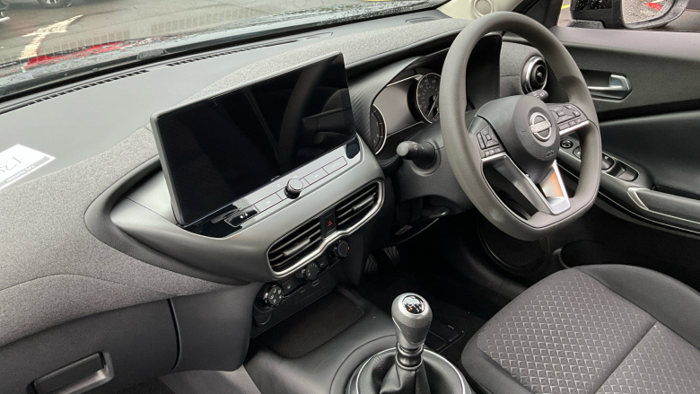 Nissan Juke 1.0 DiG-T Acenta Premium 5dr Petrol Hatchback